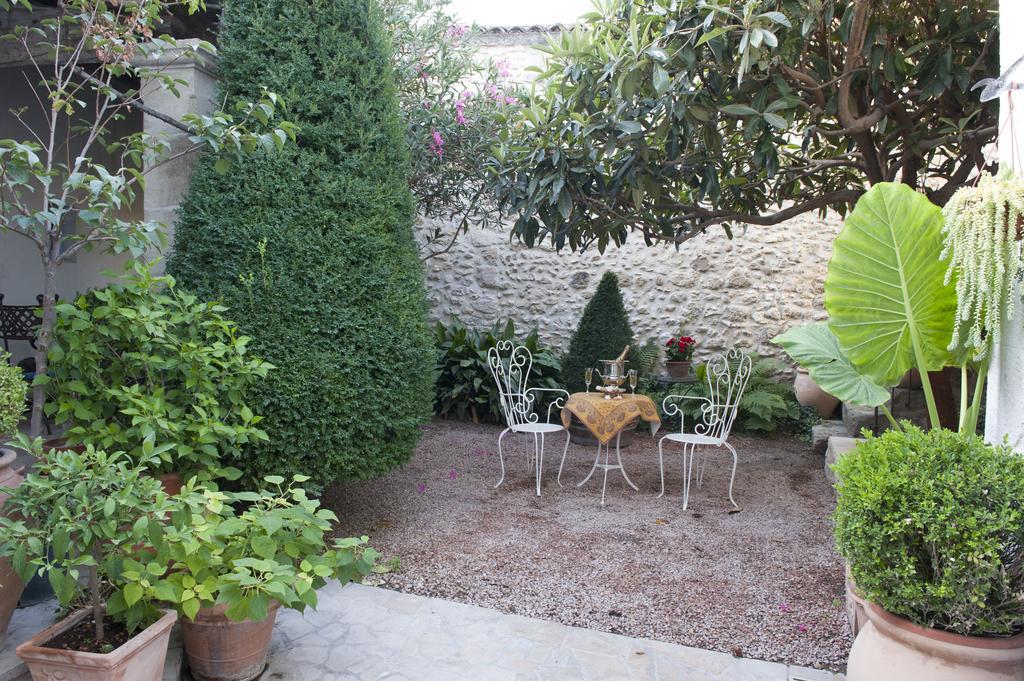 La Maison Du Peintre En Provence Mallemort Buitenkant foto